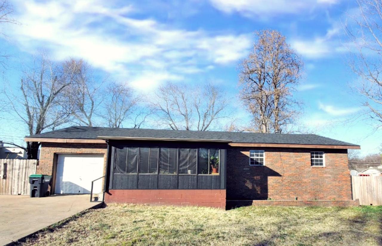 The Greenhouse - 3Bed 2Bath Home In Tahlequah, Ok Εξωτερικό φωτογραφία
